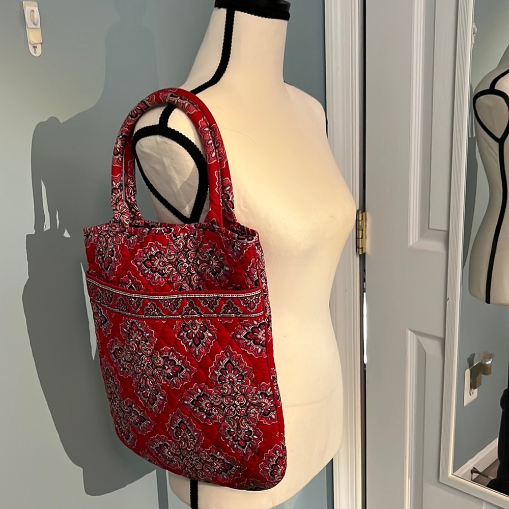 Vera Bradley Tote bag- excellent condition